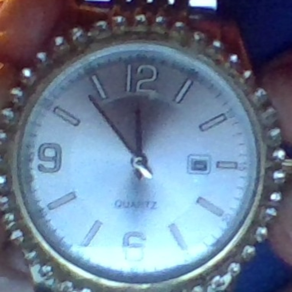 watch - Picture 4 of 4